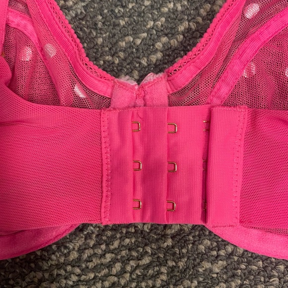 NWT Cacique Seriously Sexy Hot Pink Sheer Full Coverage Bra 38C - Picture 4 of 7